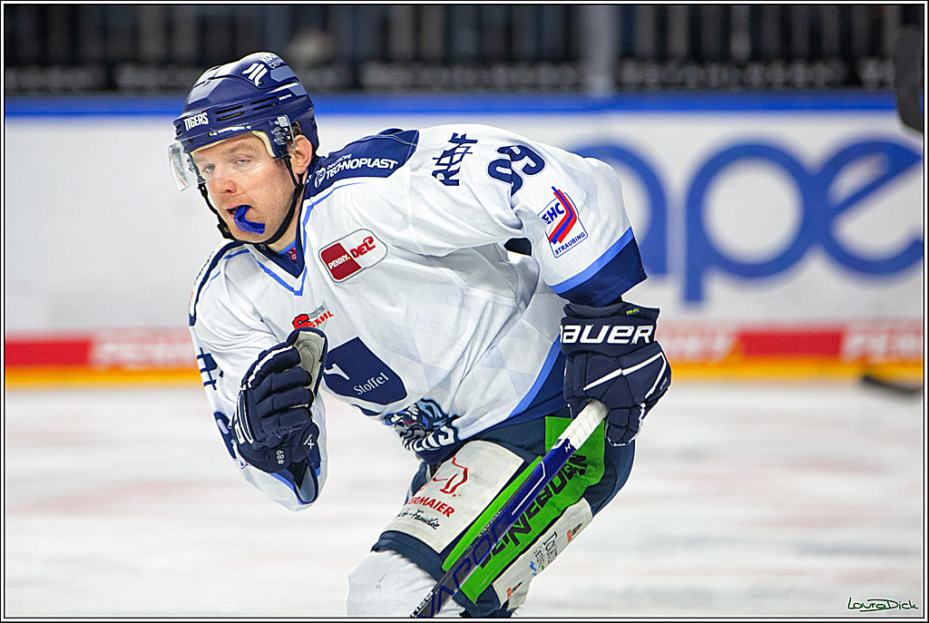PENNY DEL; Koelner Haie- Straubing Tigers; Koeln, 28.12.2022